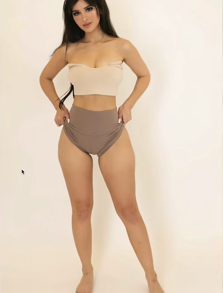 Sssniperwolf desnuda #107850560