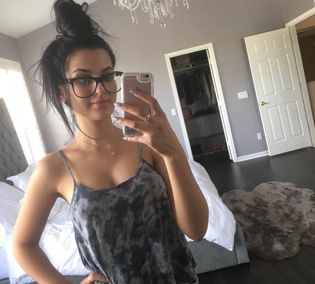 Sssniperwolf desnuda #107850646