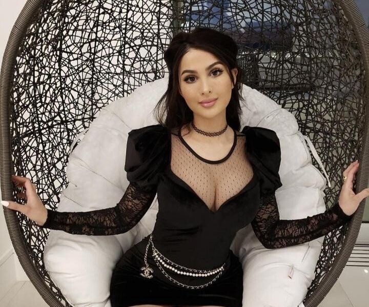 Sssniperwolf desnuda #107850651