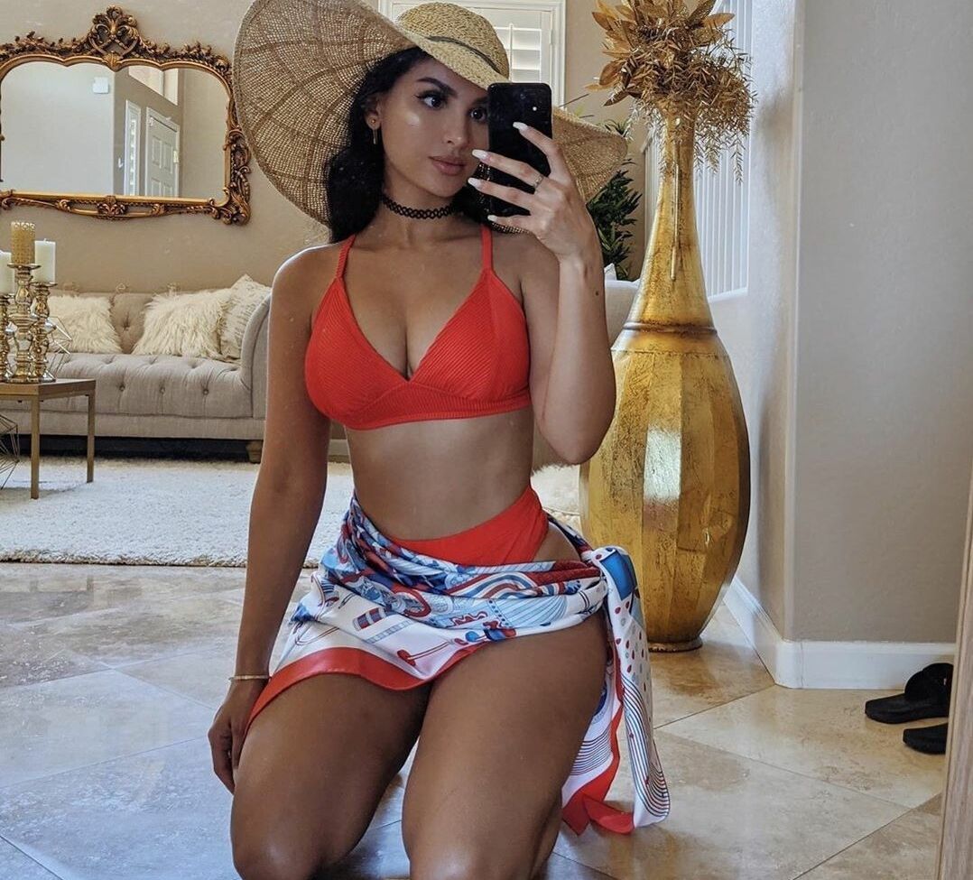 Sssniperwolf desnuda #107850652