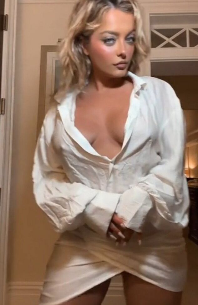 Bebe Rexha desnuda #107999132