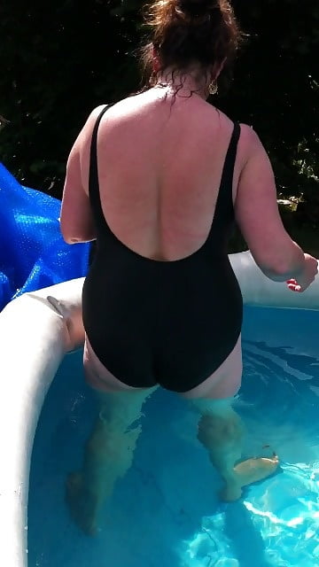 en maillot de bains #106367369