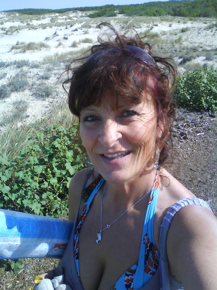 en maillot de bains #106367374