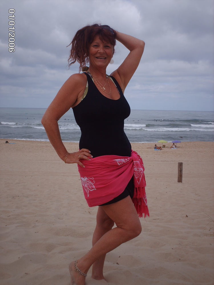 en maillot de bains #106367382