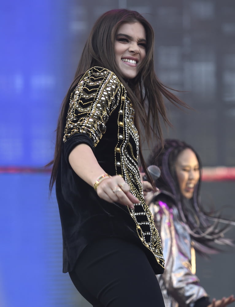 Hailee steinfeld - eine süße Frau!
 #92741734