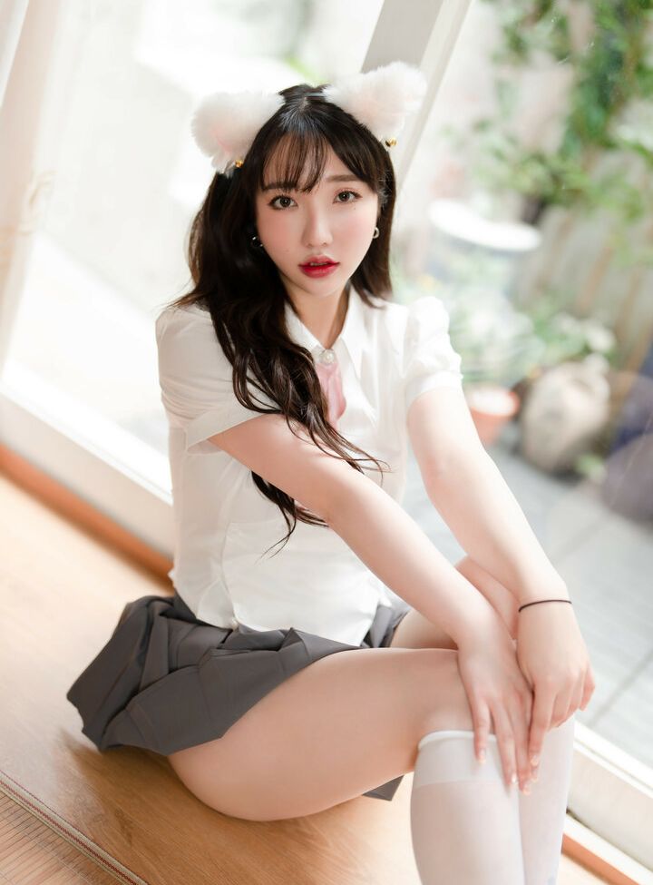 Son Ye Eun nude #107648049