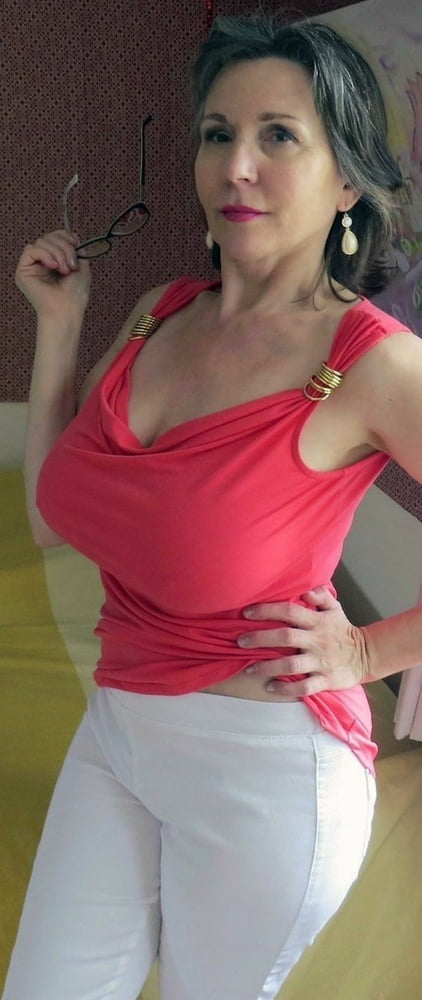 Sexy gekleidet reift
 #95330968