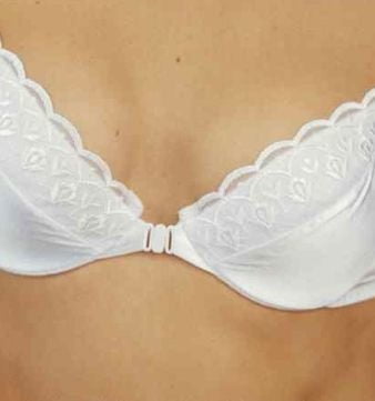 Immagini del reggiseno ad alta definizione
 #94869830