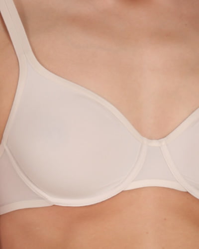 Immagini del reggiseno ad alta definizione
 #94870382