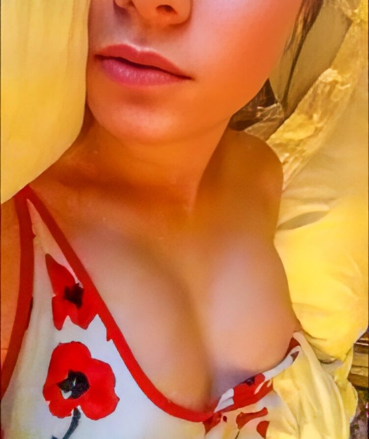 Brie Larson nude #107858998