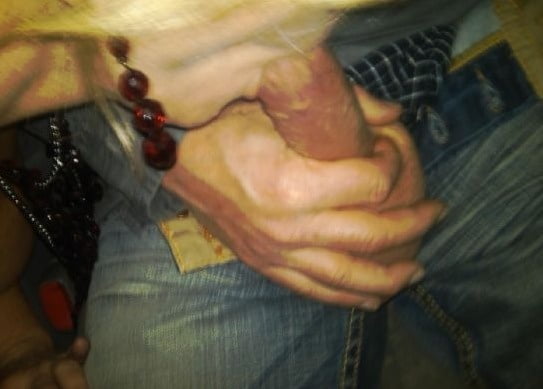 Anonyme blonde unterwürfige 36dd gefälschte Titten Körper schreiben Schlampe
 #97701838