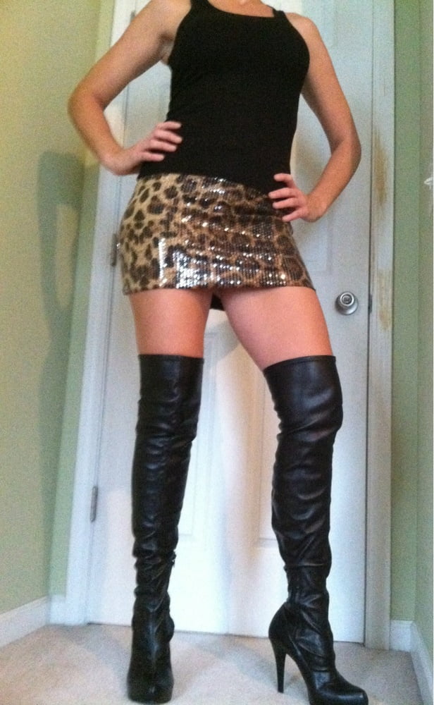 Anonyme blonde unterwürfige 36dd gefälschte Titten Körper schreiben Schlampe
 #97701880