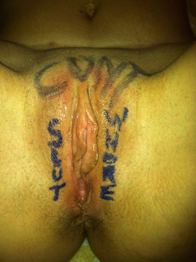 Anonyme blonde unterwürfige 36dd gefälschte Titten Körper schreiben Schlampe
 #97701898