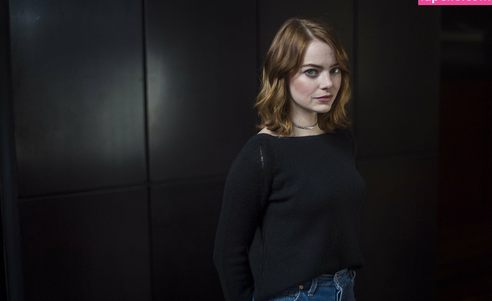 Emma Stone nude #108307245