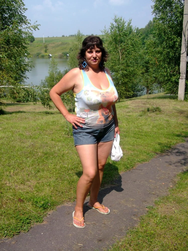 Olga mature non dénudée
 #92425844