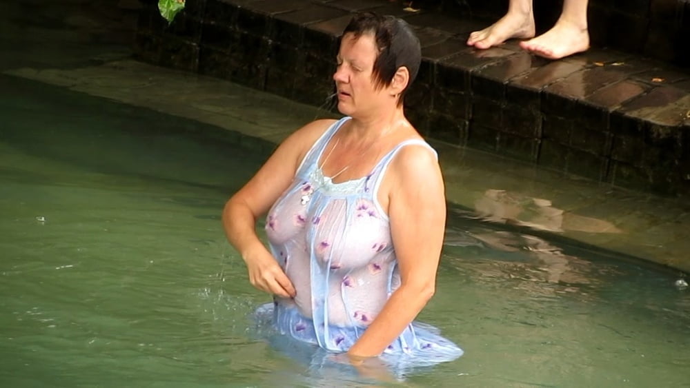 Baden im Fluss #94324264
