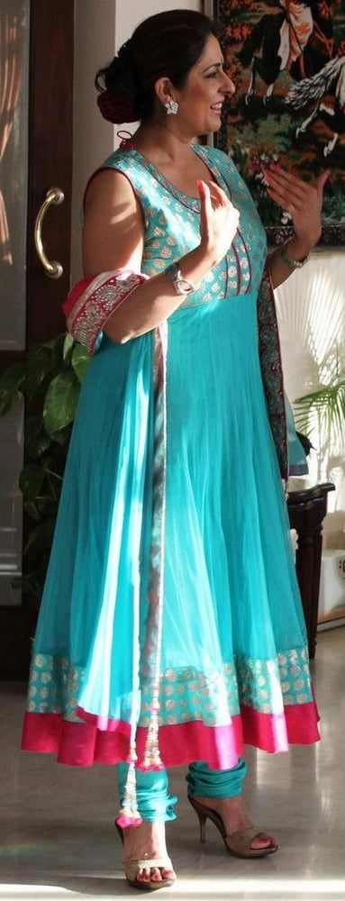 すべての私...
 #99384378