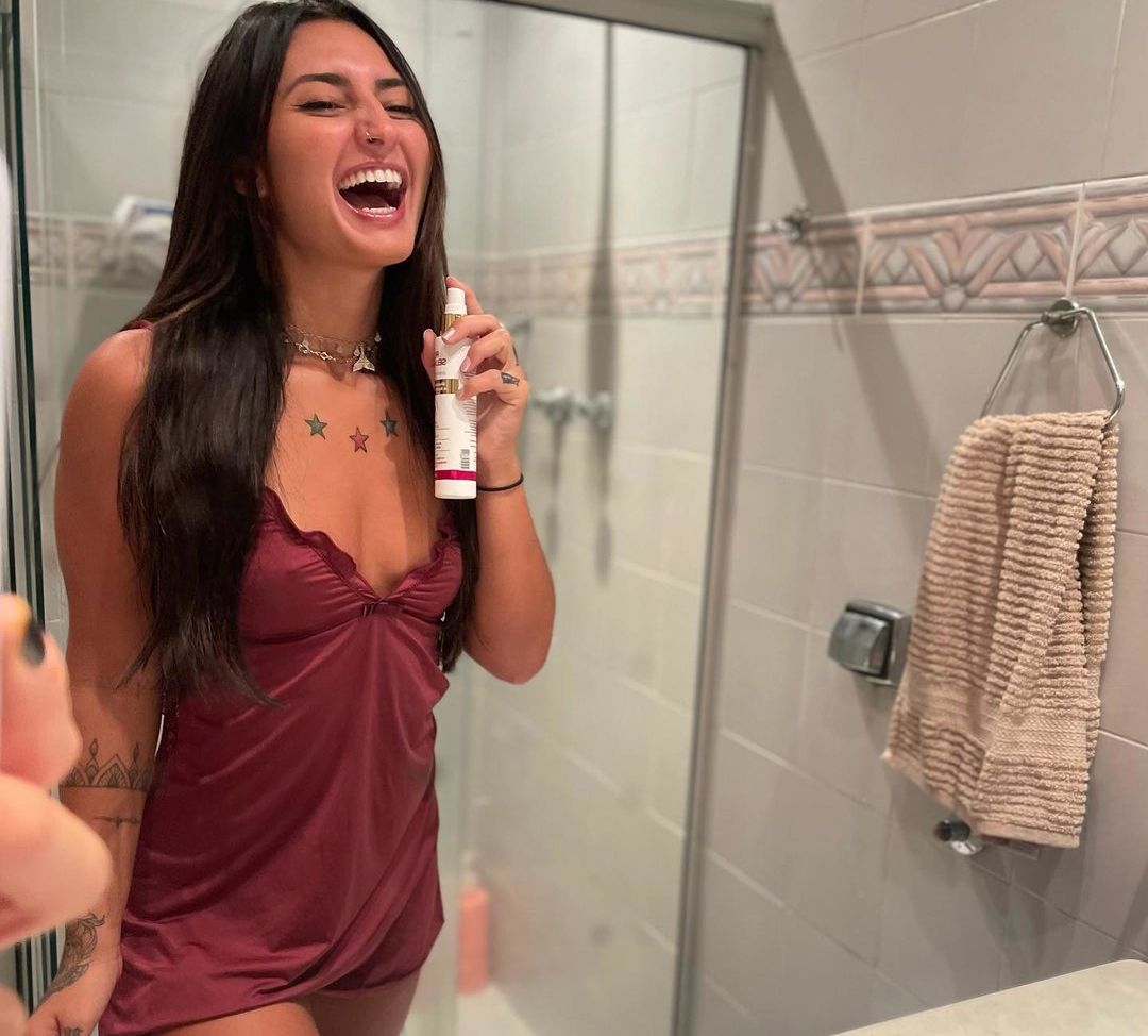 Talia Pissialli desnuda #109609192