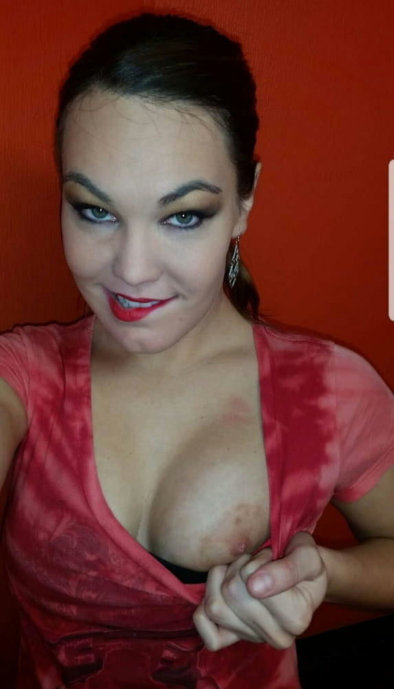 Exposed webslut for repost
 #90677151