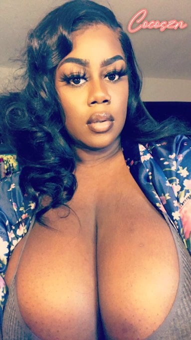 ADORE THE CURVES #104057208