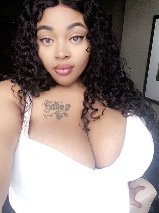 ADORE THE CURVES #104057223