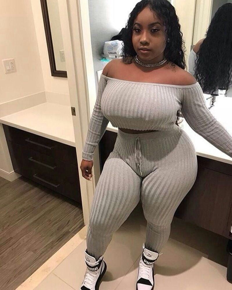 ADORE THE CURVES #104057455
