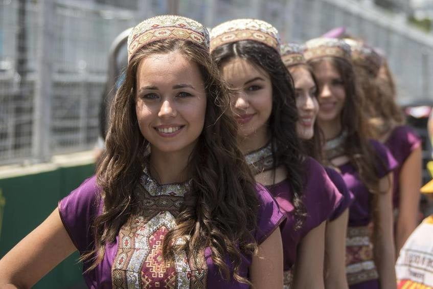 Tolle mädchen + bilder aus aserbaidschan
 #97523148