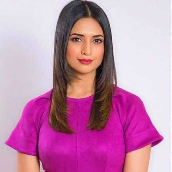 Divyanka Tripathi Dahiya #80249662