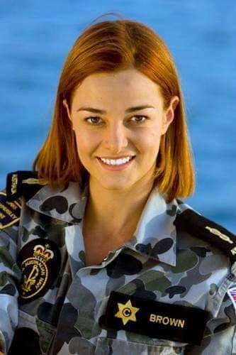 Military Servicewomen 1 #96505367