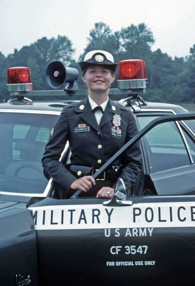 Military Servicewomen 1 #96505484