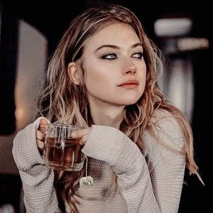 Imogen poots
 #101955763