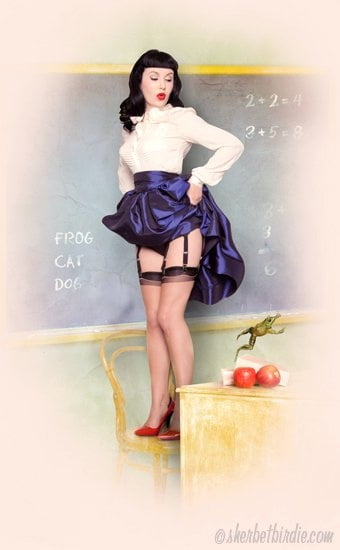 Pin up Lehrer
 #89313856