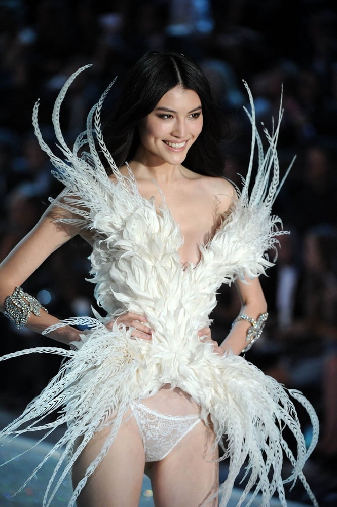 victoria&#039;s secret fashion-show #96602666