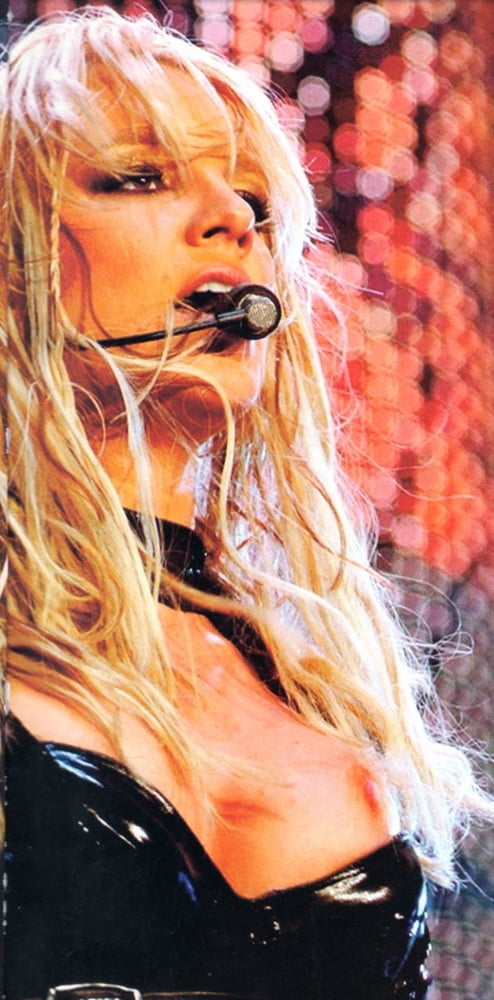 Britney spears
 #102047795