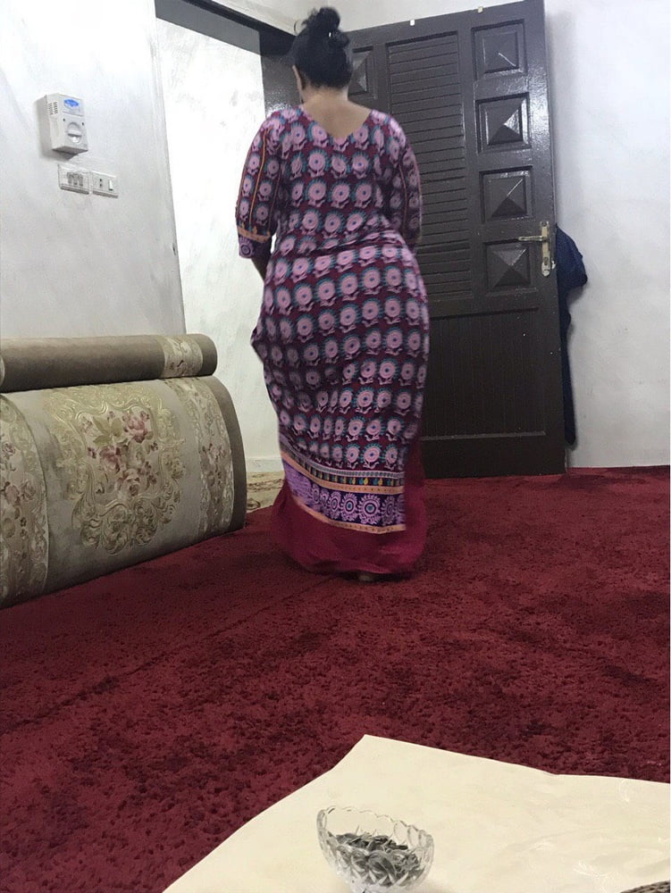 árabe amateur musulmán beurette hijab bnat gran culo vol.59
 #90988751