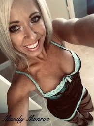 Berühmte Bodybuilder-Frau - Mandy Monroe
 #102576395