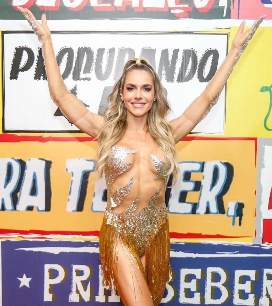 Monique Alfradique desnuda #108101155