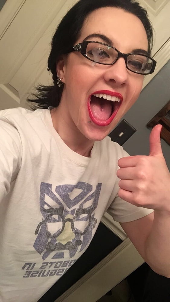 Sperma auf der brille
 #87799508