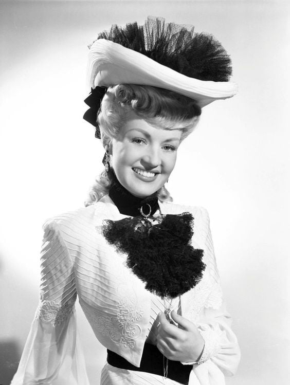 Old Hollywood Women and Hats #91175592