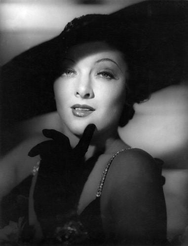 Old Hollywood Women and Hats #91175640