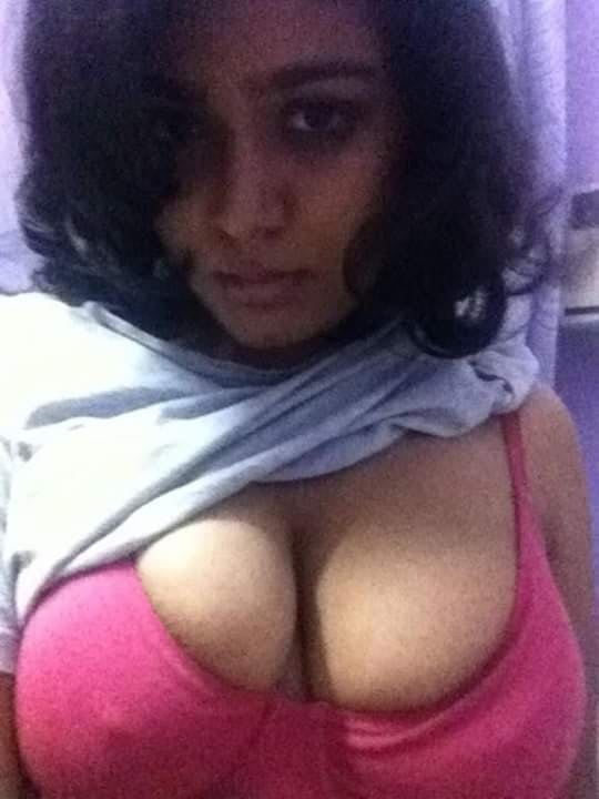 Bangladeshi & indische Mädchen nackt
 #91479737