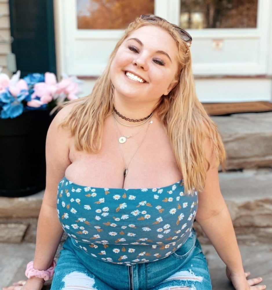Diff. sets of Busty BBWs 2 #92346350
