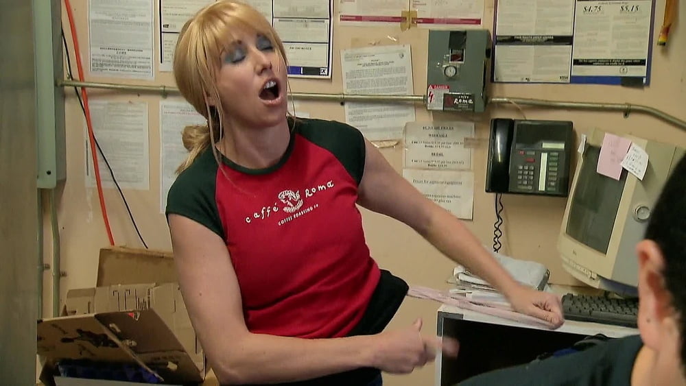 Kari byron
 #98751625