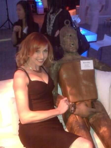 Kari byron
 #98751931