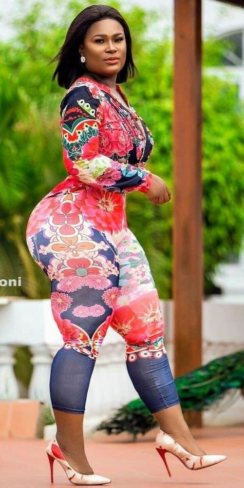 Mamacitas chichonas y culonas
 #96674850