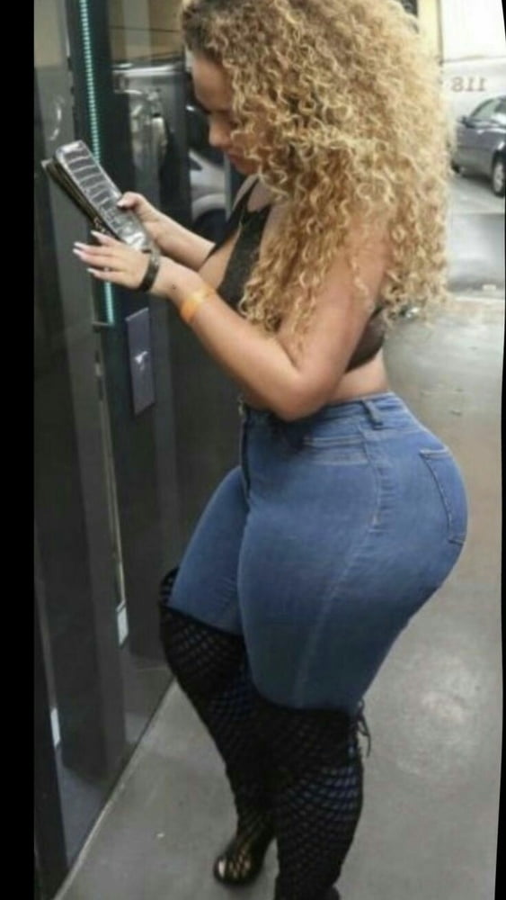 Mamacitas chichonas y culonas
 #96674870