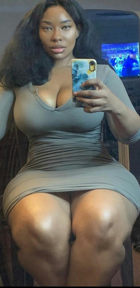 Mamacitas chichonas y culonas
 #96674888