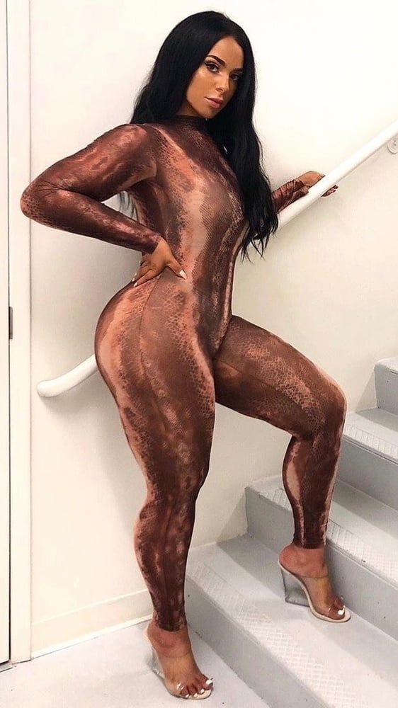 Mamacitas chichonas y culonas
 #96674895