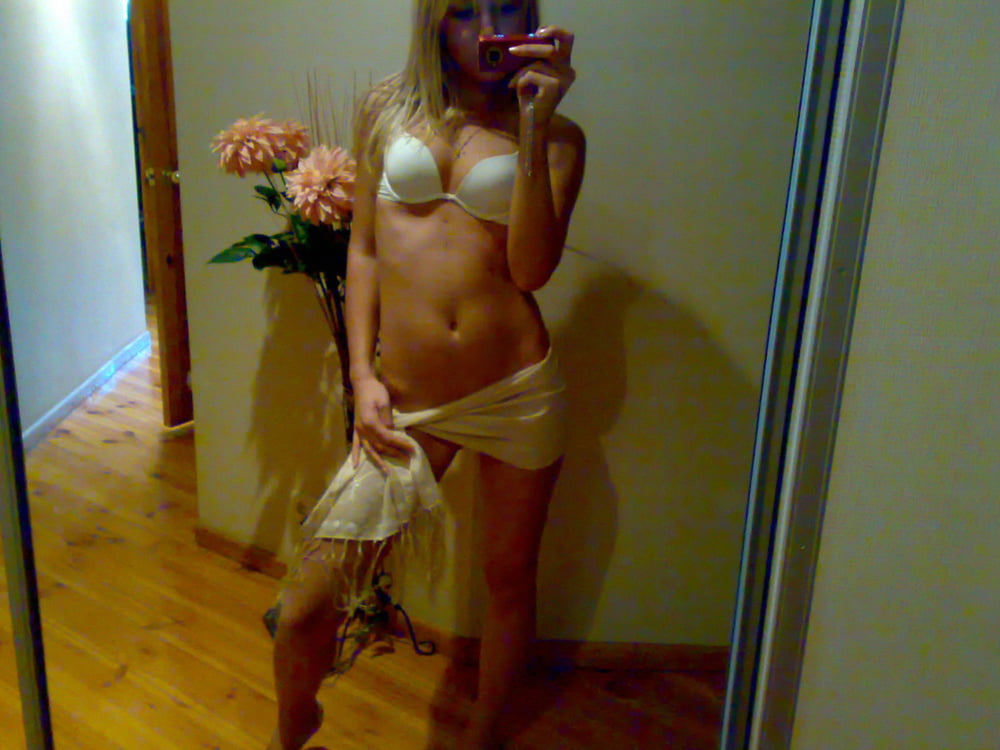 Amateur blonde selfies #98166778