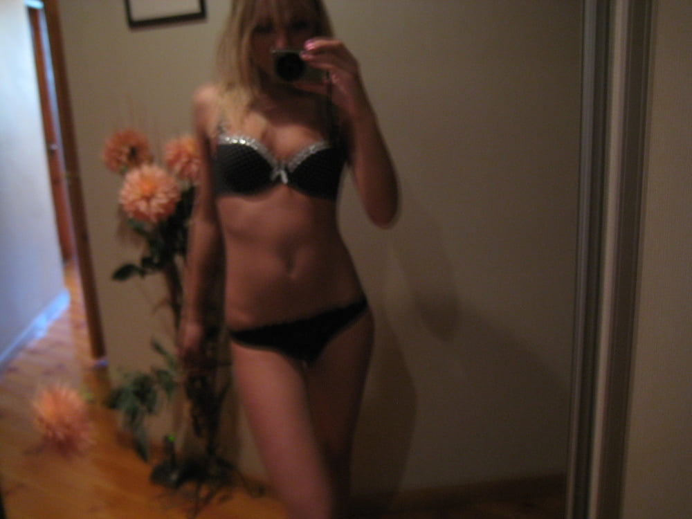 Amateur blonde selfies #98166813